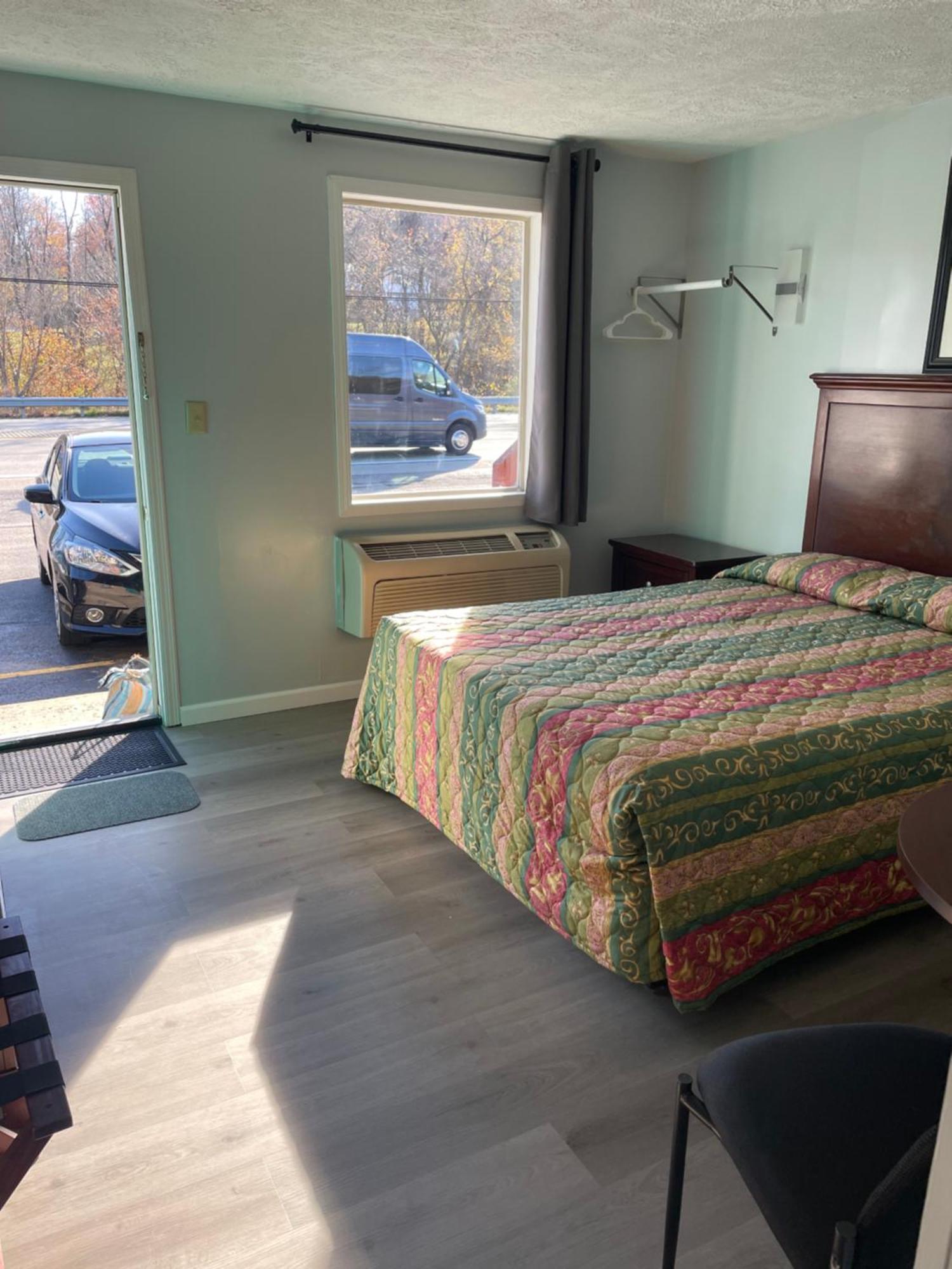 Perry-O Inn & Suites Star Junction Экстерьер фото
